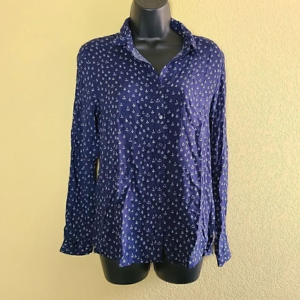 Pull & Bear Long Sleeve Button Down Anchor Top